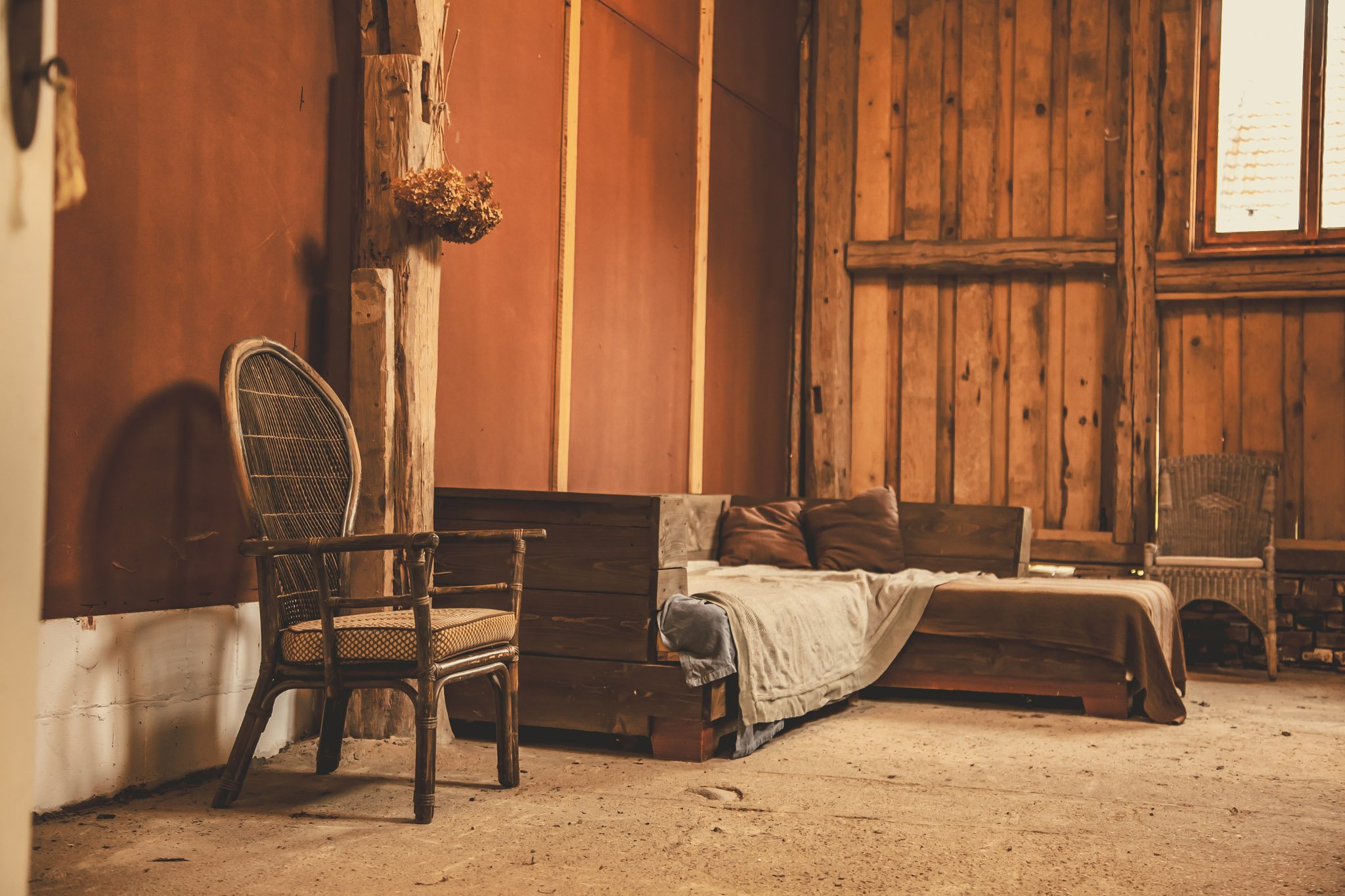 wooden barn-jelonki 2